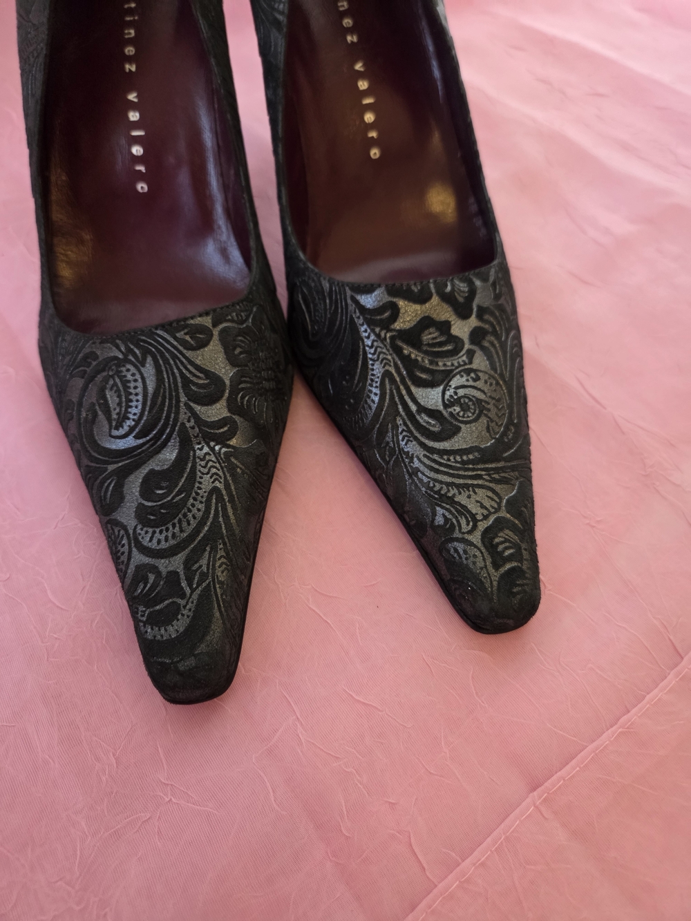 Martinez Valero Black & Grey Velvet Paisley Embossed Pumps Heels Made In Spain 9 - Picture 16 of 16